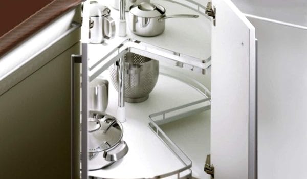CORNER-STORAGE-SYSTEMS-4
